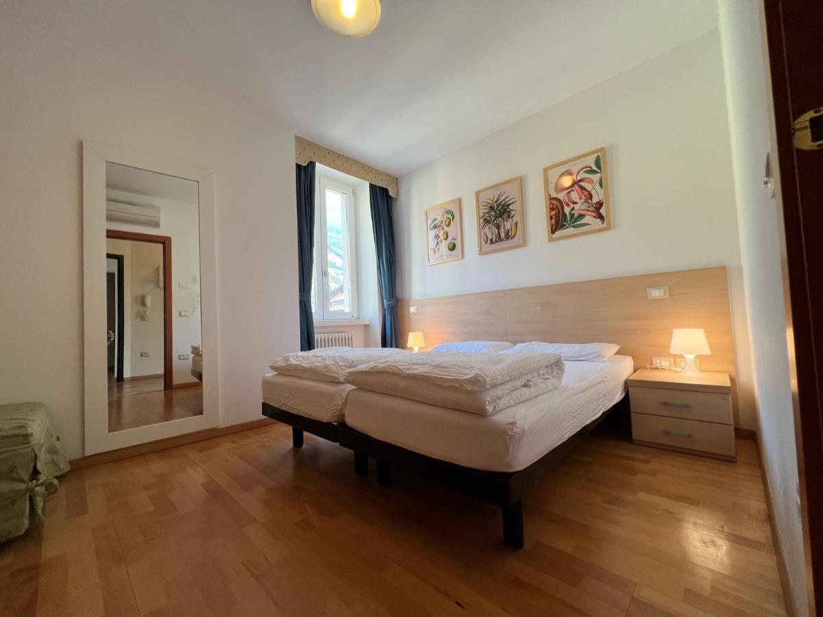 Appartamenti Baia Azzurra 3. Torbole Sul Garda Εξωτερικό φωτογραφία