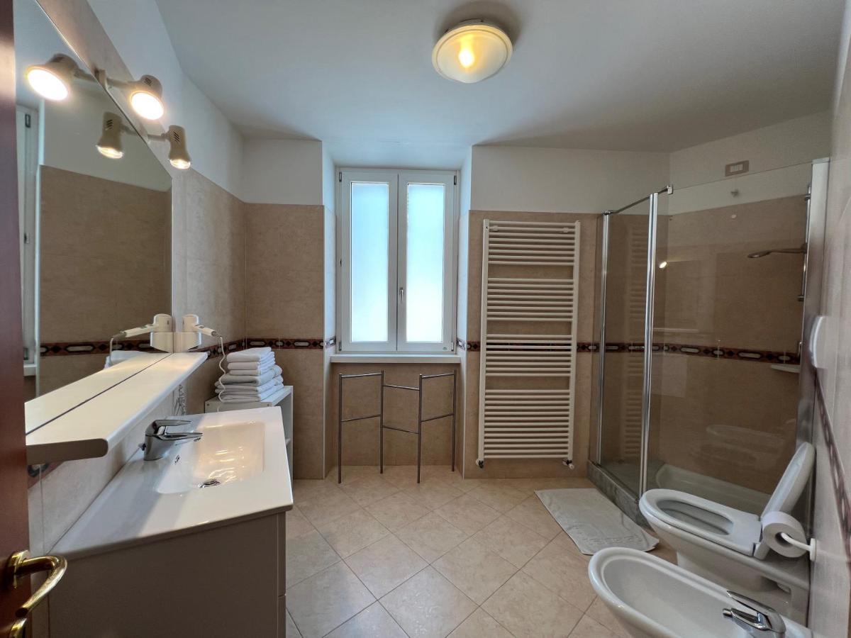 Appartamenti Baia Azzurra 3. Torbole Sul Garda Εξωτερικό φωτογραφία